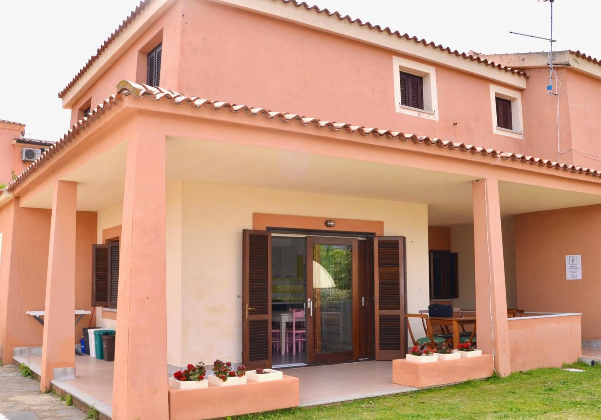 Iss Travel, Gli Asfodeli - Large Apartments With Private Terrace ซาน เตโอโดโร ภายนอก รูปภาพ